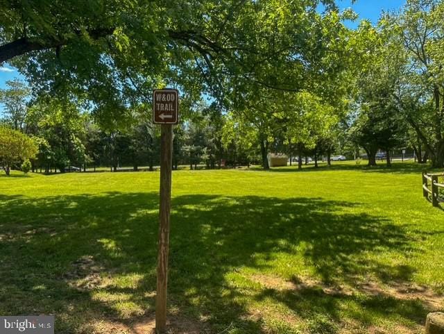 12821 Flagship Ave, Herndon, VA 20170 - view of home's community with a yard