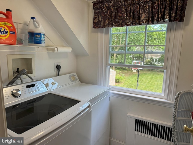 615 Bryn Mawr Ave, Penn Valley, PA 19072 - laundry area with independent washer and dryer