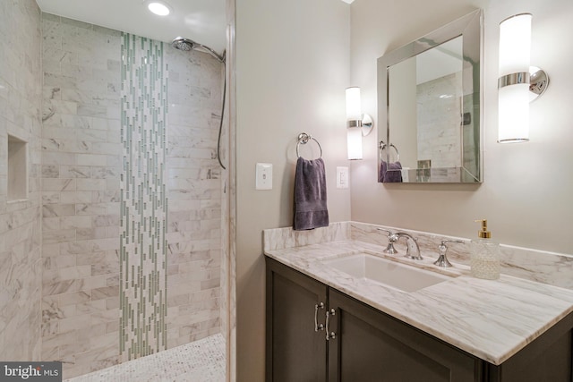 8412 Riverside Rd, Alexandria, VA 22308 - full bathroom featuring tiled shower, vanity, and recessed lighting