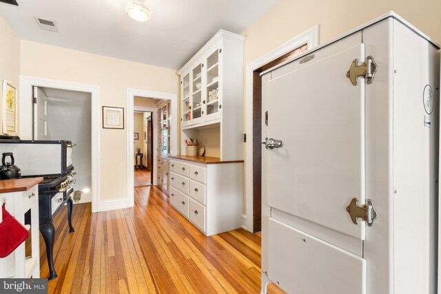 3650 Park Pl NW, Washington, DC 20010 - interior space with light wood finished floors