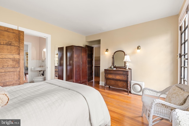 3650 Park Pl NW, Washington, DC 20010 - bedroom featuring light wood-style floors
