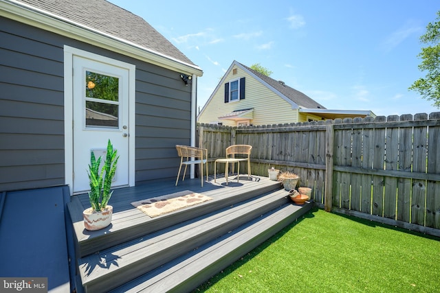 282 Eaton Ave, Hamilton, NJ 08619 - deck featuring fence