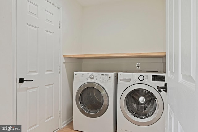 2144 Silentree Dr, Vienna, VA 22182 - laundry area featuring washing machine and clothes dryer