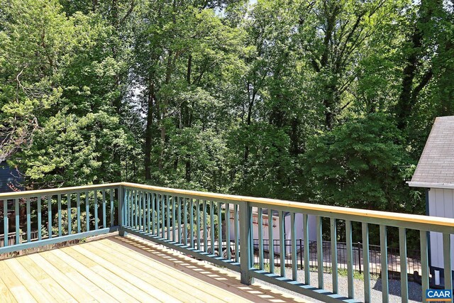 1024 Cottonwood Rd, Charlottesville, VA 22901 - view of wooden terrace