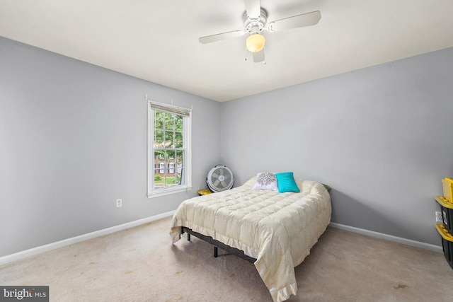 4439 Starling Ct, Woodbridge, VA 22193 - carpeted bedroom featuring baseboards and ceiling fan
