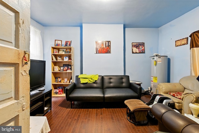 1625 6th St NW, Washington, DC 20001 - living area featuring gas water heater and dark wood-style floors