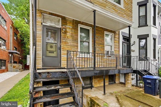 1625 6th St NW, Washington, DC 20001 - property entrance featuring covered porch and stone siding