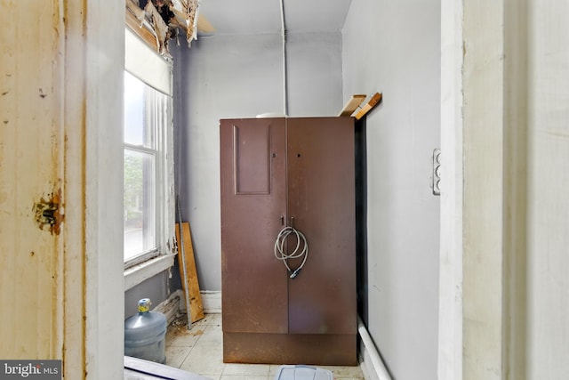 1625 6th St NW, Washington, DC 20001 - bathroom featuring tile patterned flooring