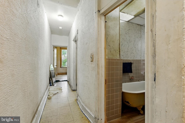 1625 6th St NW, Washington, DC 20001 - corridor with a textured wall