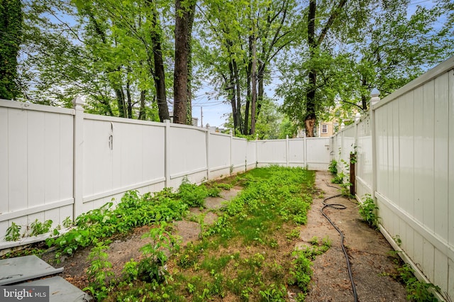 2717 Mosher St, Baltimore, MD 21216 - view of fenced backyard