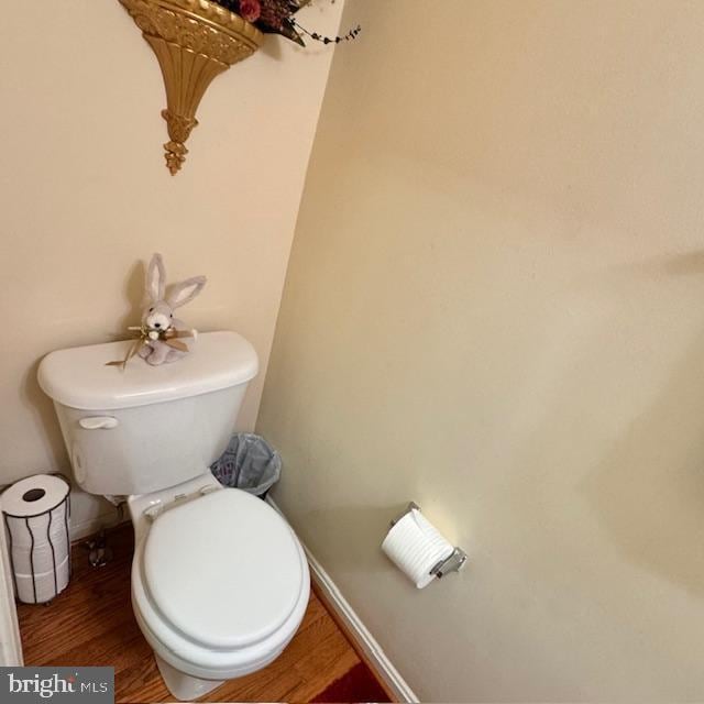 9330 China Grove Ct, Manassas, VA 20110 - bathroom with wood finished floors and baseboards