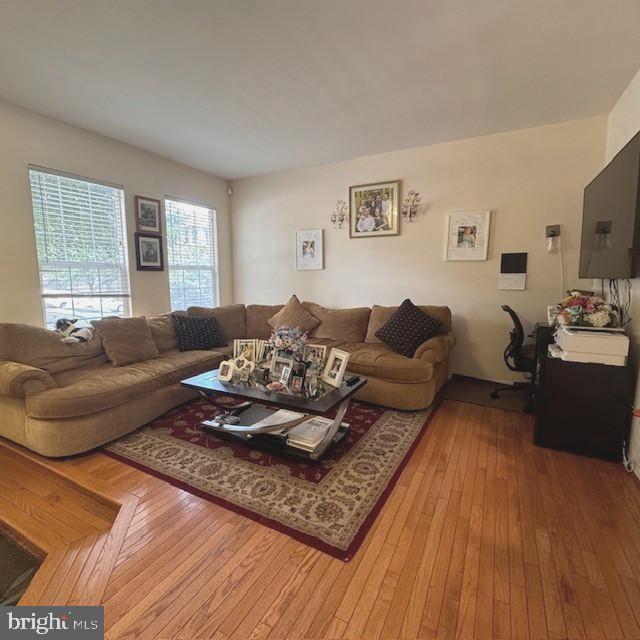 9330 China Grove Ct, Manassas, VA 20110 - living area with hardwood / wood-style floors