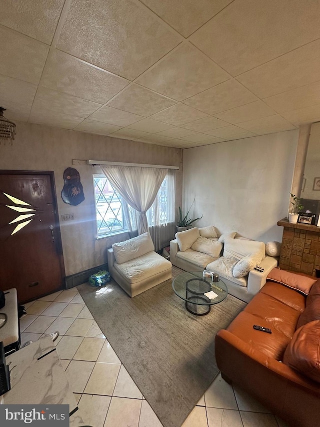 1139 Snyder Ave, Philadelphia, PA 19148 - living room with light tile patterned flooring