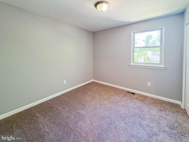 112 Hemlock Dr, Williamstown, NJ 08094 - carpeted spare room featuring baseboards