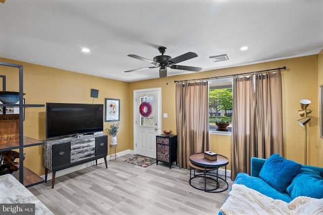 449 7th Ave, Lindenwold, NJ 08021 - living area featuring light wood finished floors, a ceiling fan, baseboards, and recessed lighting