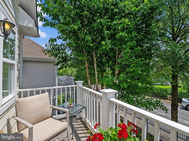 816 Bay Ridge Ave, Annapolis, MD 21403 - view of balcony