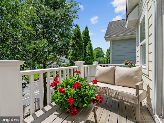 816 Bay Ridge Ave, Annapolis, MD 21403 - view of deck