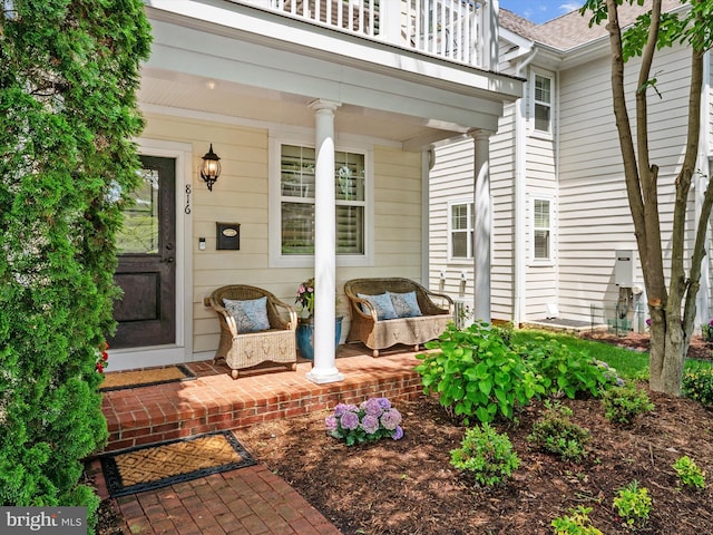 816 Bay Ridge Ave, Annapolis, MD 21403 - entrance to property with covered porch, roof with shingles, and a balcony