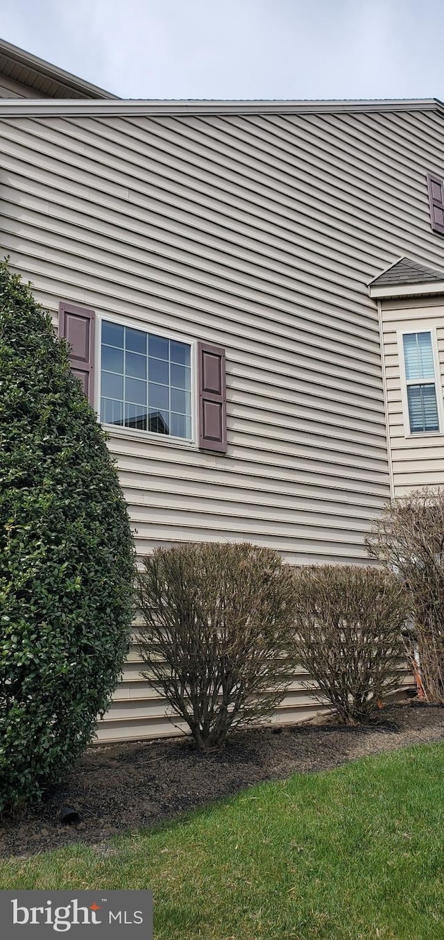 view of property exterior