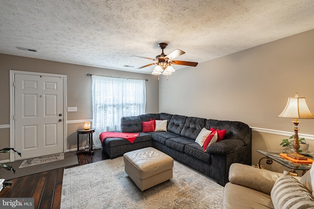 9910 Warwick Pl, Fredericksburg, VA 22408 - living room featuring hardwood / wood-style floors, a textured ceiling, and a ceiling fan