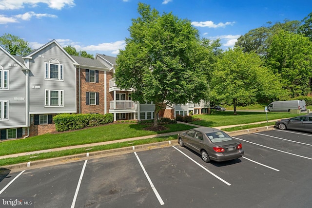 1476 Greenbriar Cir Unit 1-1476, Pikesville, MD 21208 - view of uncovered parking lot
