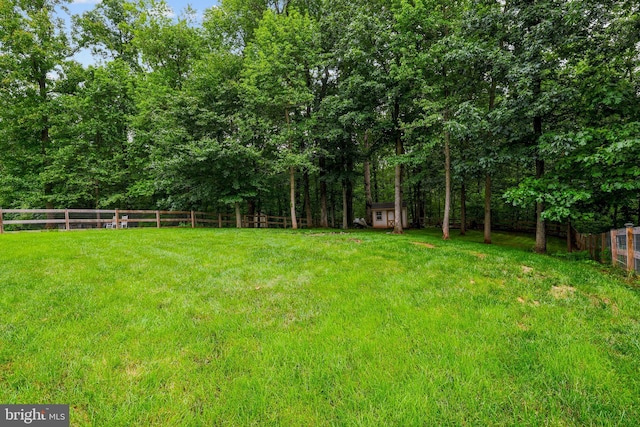 13626 Sylvan Bluff Dr, Leesburg, VA 20176 - view of yard featuring an outbuilding