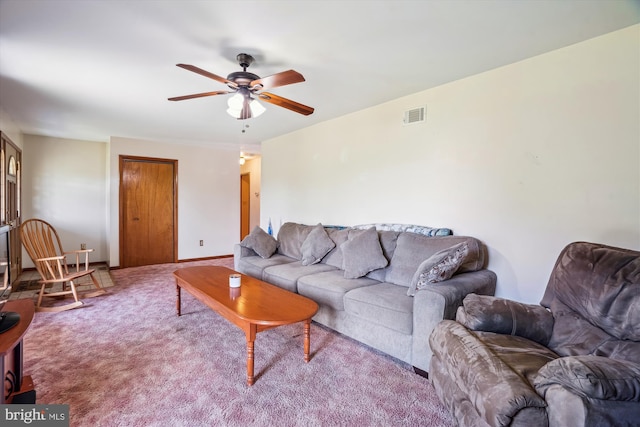 13245 Croom Rd, Upper Marlboro, MD 20772 - carpeted living area with ceiling fan