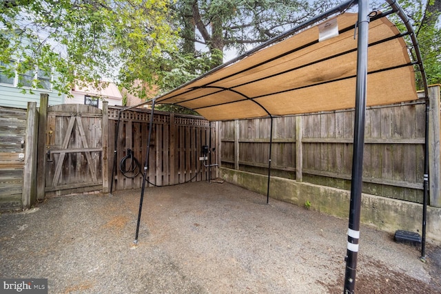 525 6th St SE, Washington, DC 20003 - view of patio / terrace featuring a gate