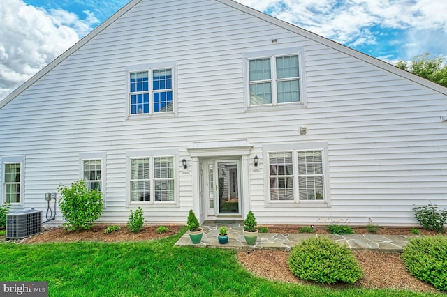44458 Maltese Falcon Sq, Ashburn, VA 20147 - view of front of property featuring a front lawn and cooling unit