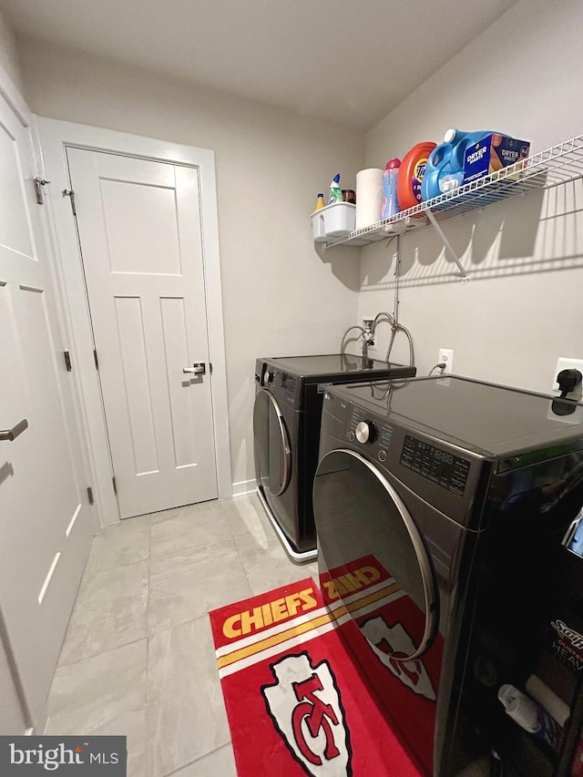 17 Perspective Pl, Hedgesville, WV 25427 - clothes washing area featuring separate washer and dryer