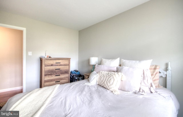 24 Edgewater Ln, Willingboro, NJ 08046 - bedroom with baseboards