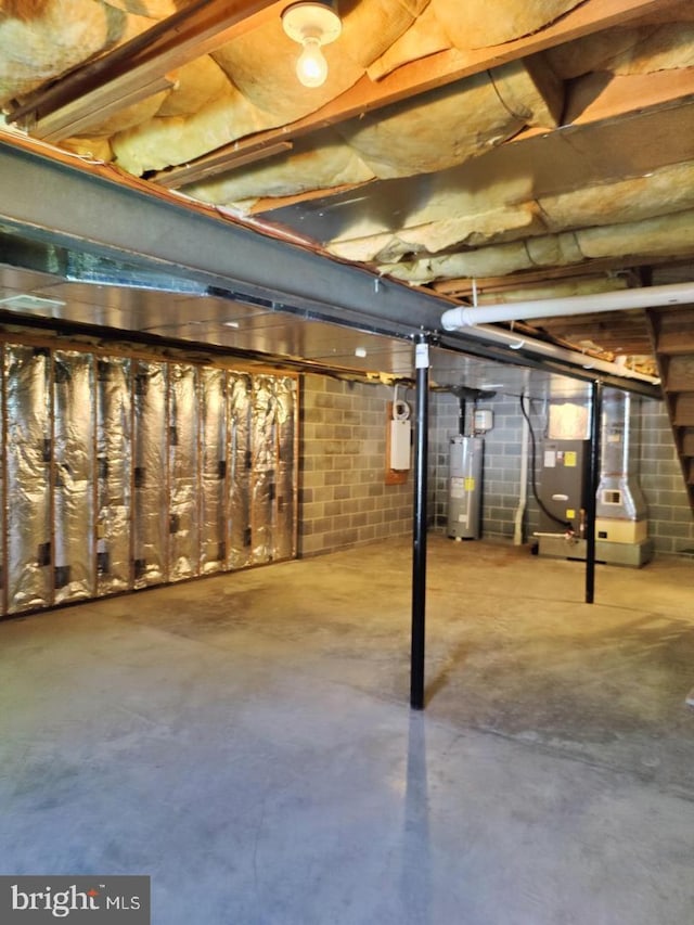 576 Kelker St, Oberlin, PA 17113 - unfinished basement featuring gas water heater and heating unit