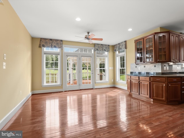 12810 Macbeth Farm Ln, Clarksville, MD 21029 - bar area with hardwood / wood-style floors, baseboards, ceiling fan, backsplash, and recessed lighting