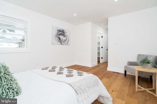 4620 Hunt Pl NE, Washington, DC 20019 - bedroom with light wood-type flooring, baseboards, and recessed lighting