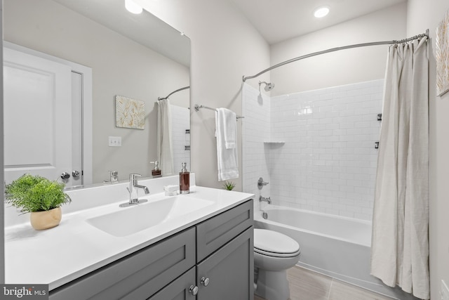 1334 S Quinn St, Arlington, VA 22204 - full bathroom featuring shower / bath combination with curtain, vanity, toilet, and recessed lighting