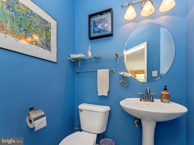 109 Galyn Dr, Brunswick, MD 21758 - bathroom with toilet