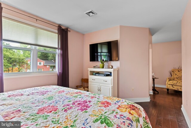 115 Diller Rd, New Cumberland, PA 17070 - bedroom with baseboards and dark wood finished floors