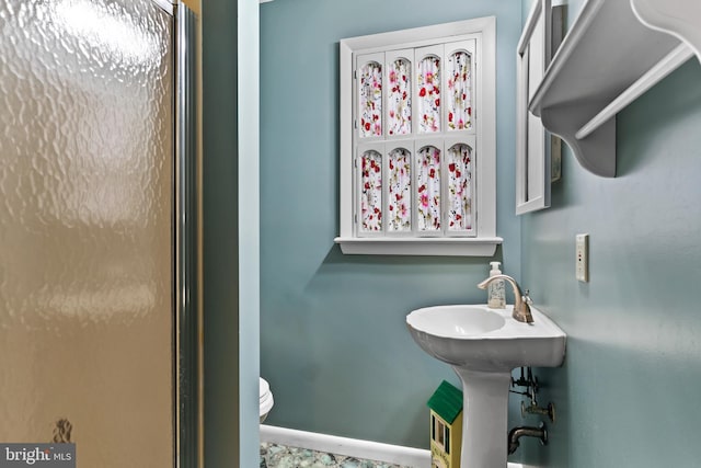 115 Diller Rd, New Cumberland, PA 17070 - bathroom with toilet and baseboards