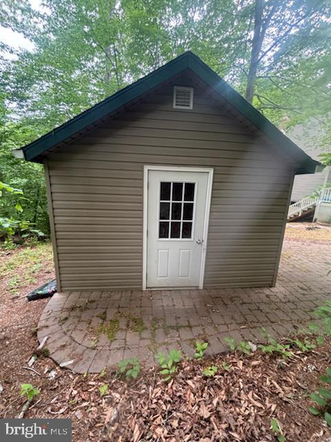 11050 Stonebrook Dr, Manassas, VA 20112 - view of outbuilding with an outbuilding
