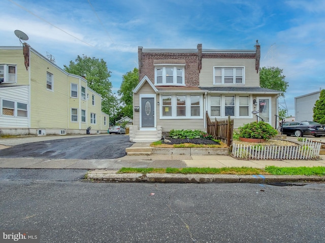 1008 Mcclenahan Ter, Marcus Hook, PA 19061 - view of property featuring entry steps and fence