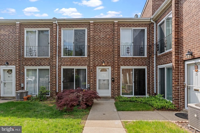9001 Ridge Ave Unit 14, Philadelphia, PA 19128 - view of front of house with brick siding