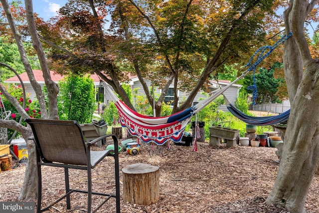 10412 Midway Ln, Lorton, VA 22079 - view of yard