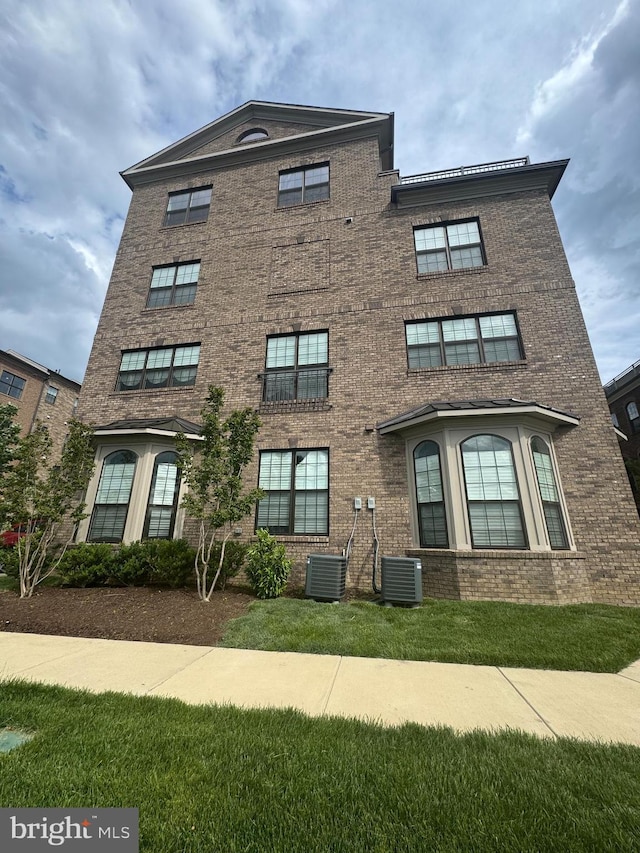 501 Triggerfish Dr, Oxon Hill, MD 20745 - view of property featuring central air condition unit