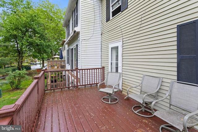 7 Woodland Ct, Hamilton, NJ 08610 - view of wooden deck