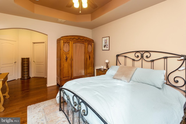 29 Monte Carlo Dr, Hamilton, NJ 08691 - bedroom with wood finished floors, a raised ceiling, a ceiling fan, and baseboards