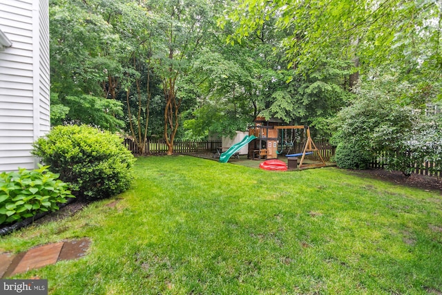 255 Lower Magothy Beach Rd, Severna Park, MD 21146 - view of yard with a playground