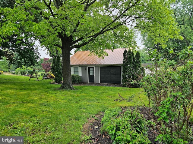 151 Amsley Dr, Chambersburg, PA 17202 - view of grassy yard featuring an attached garage
