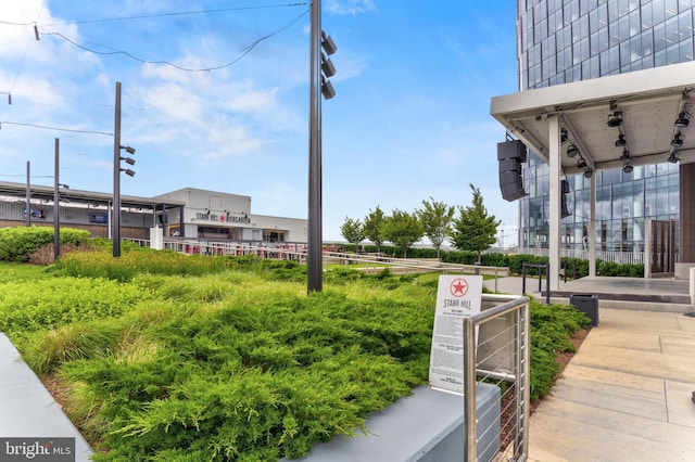 1761 Old Meadow Rd Unit 209, Mclean, VA 22102 - exterior view