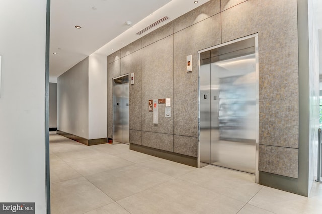 1761 Old Meadow Rd Unit 209, Mclean, VA 22102 - view of lobby