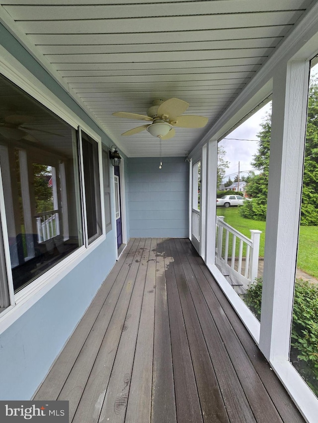5934 Tilghman Island Rd, Tilghman, MD 21671 - porch featuring a ceiling fan